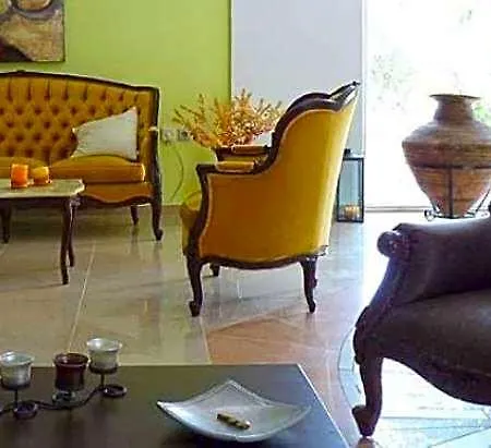 Hotel Castellania 2*