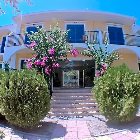 Hotel Castellania 2*
