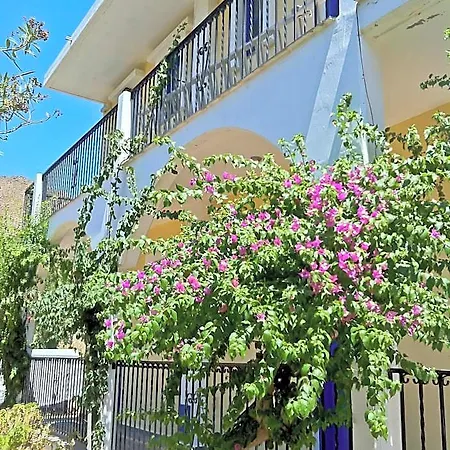 Castellania Hotel